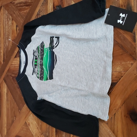 ADIDAS & Under Armour tops for boys - Picture 4 of 6